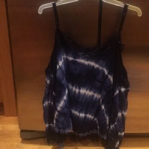Women’s size medium blue/white tye died blouse